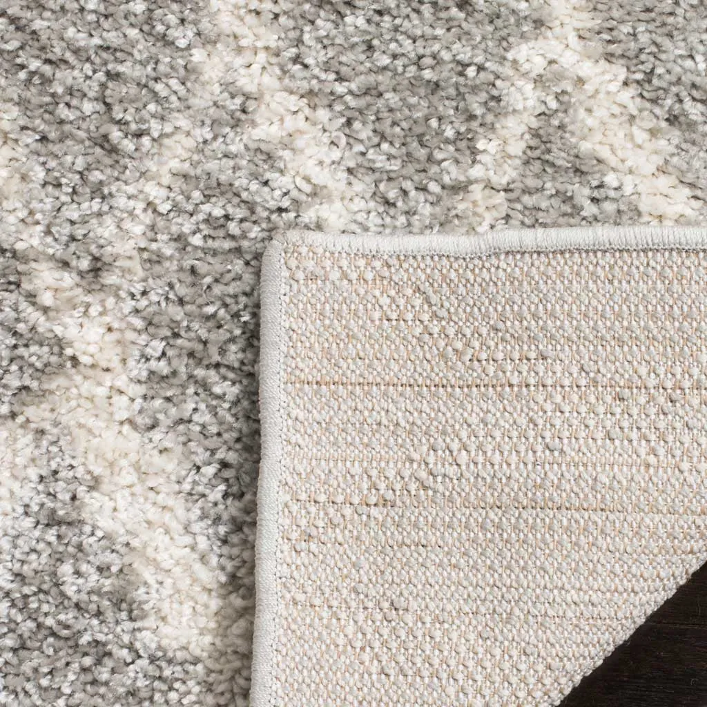Berber Diamond Shag Light Gray/Cream Area Rug
