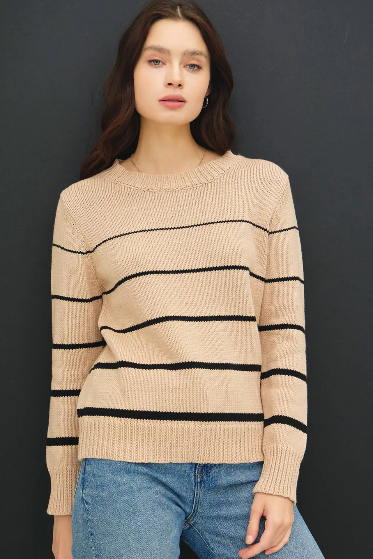 GRADIENT WIDTH STRIPE SWEATER