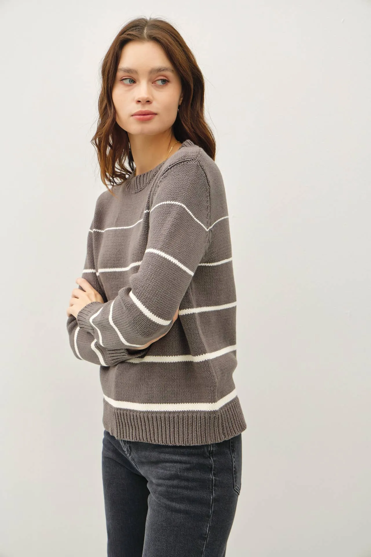 GRADIENT WIDTH STRIPE SWEATER