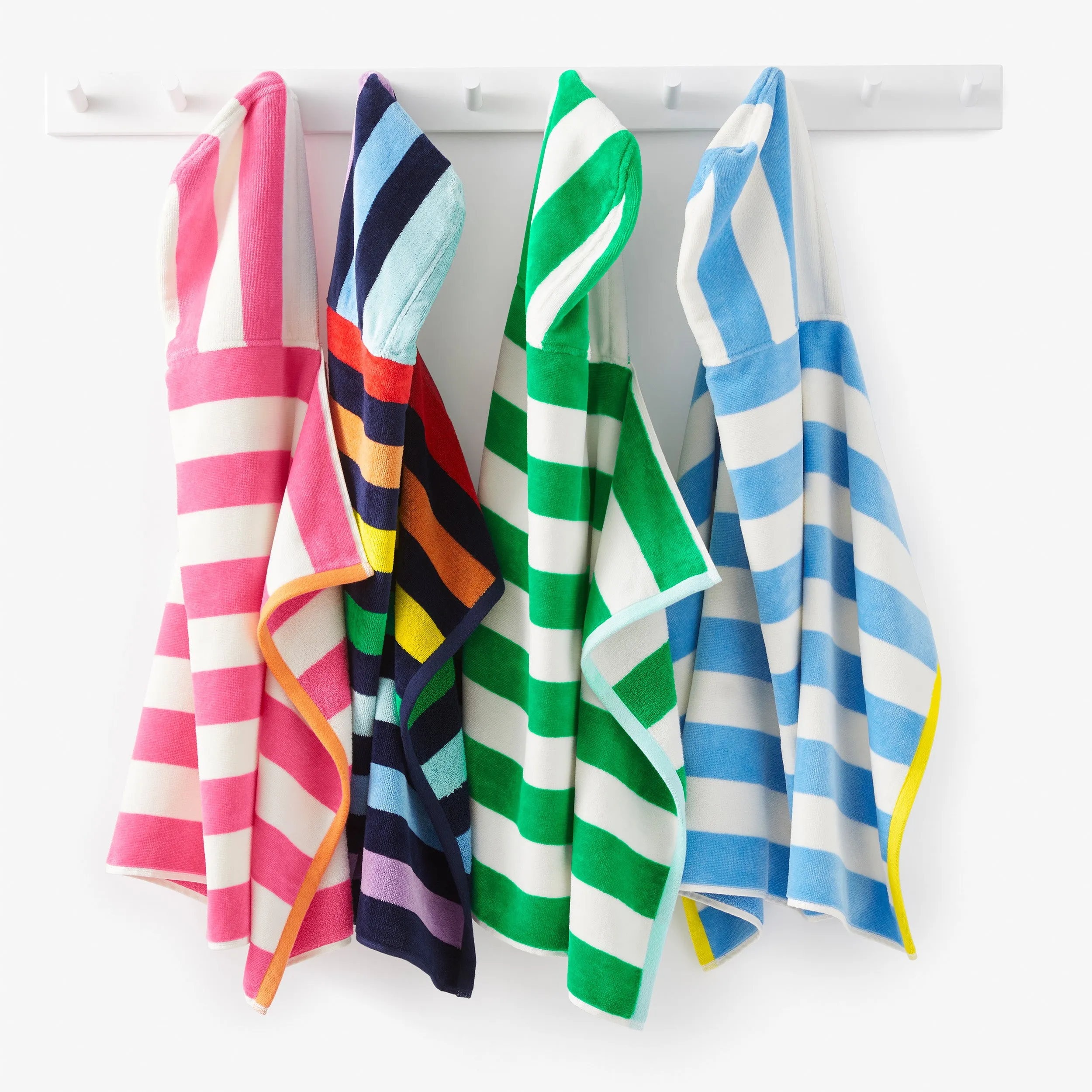 Hoodie towel in stripe