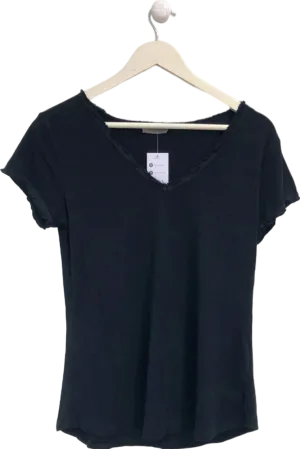 N1 George Street Black V-Neck T-Shirt