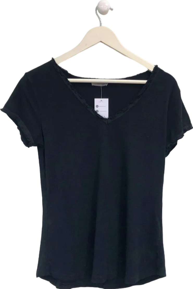 N1 George Street Black V-Neck T-Shirt