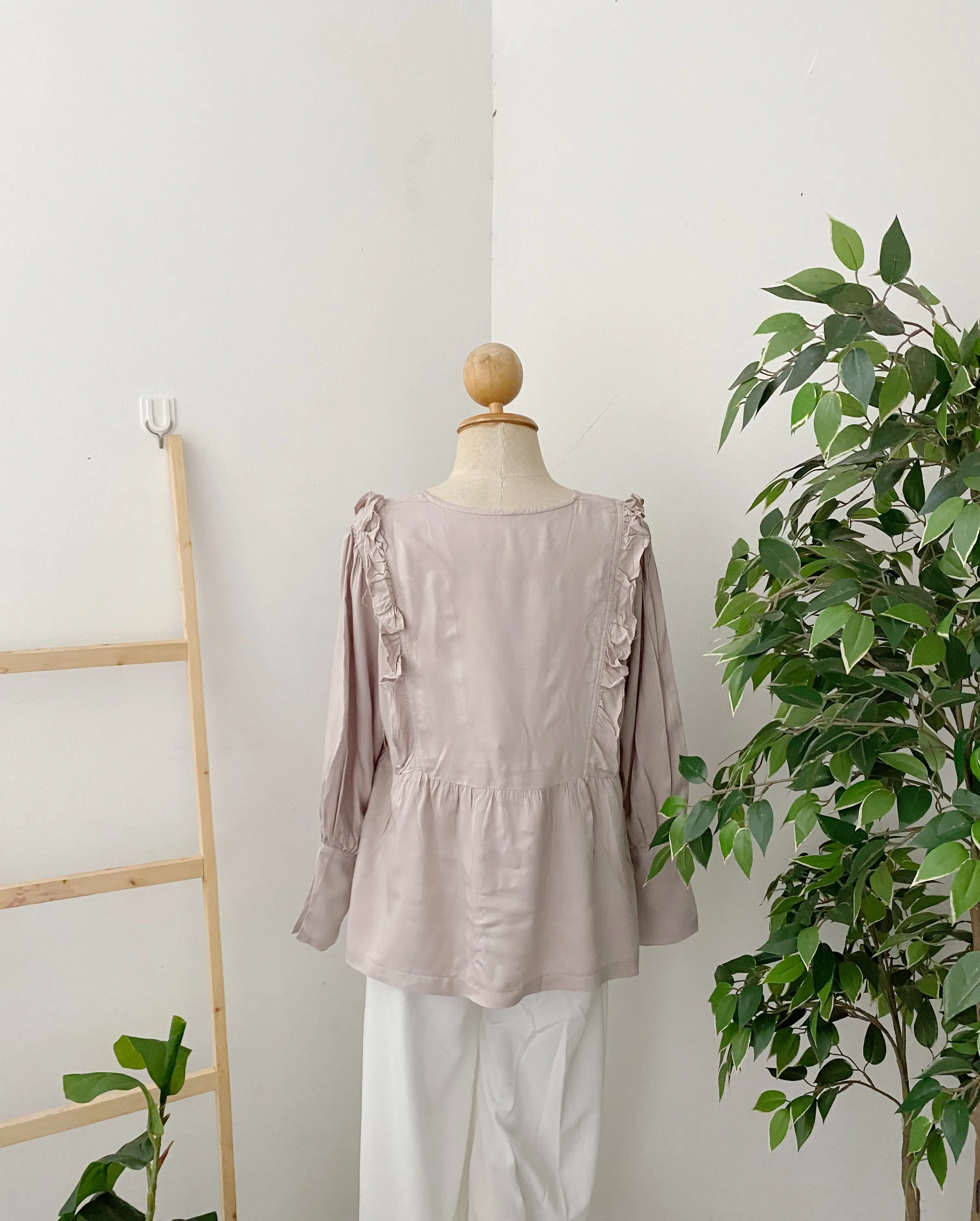 Ruffle Peplum Top - Raiha