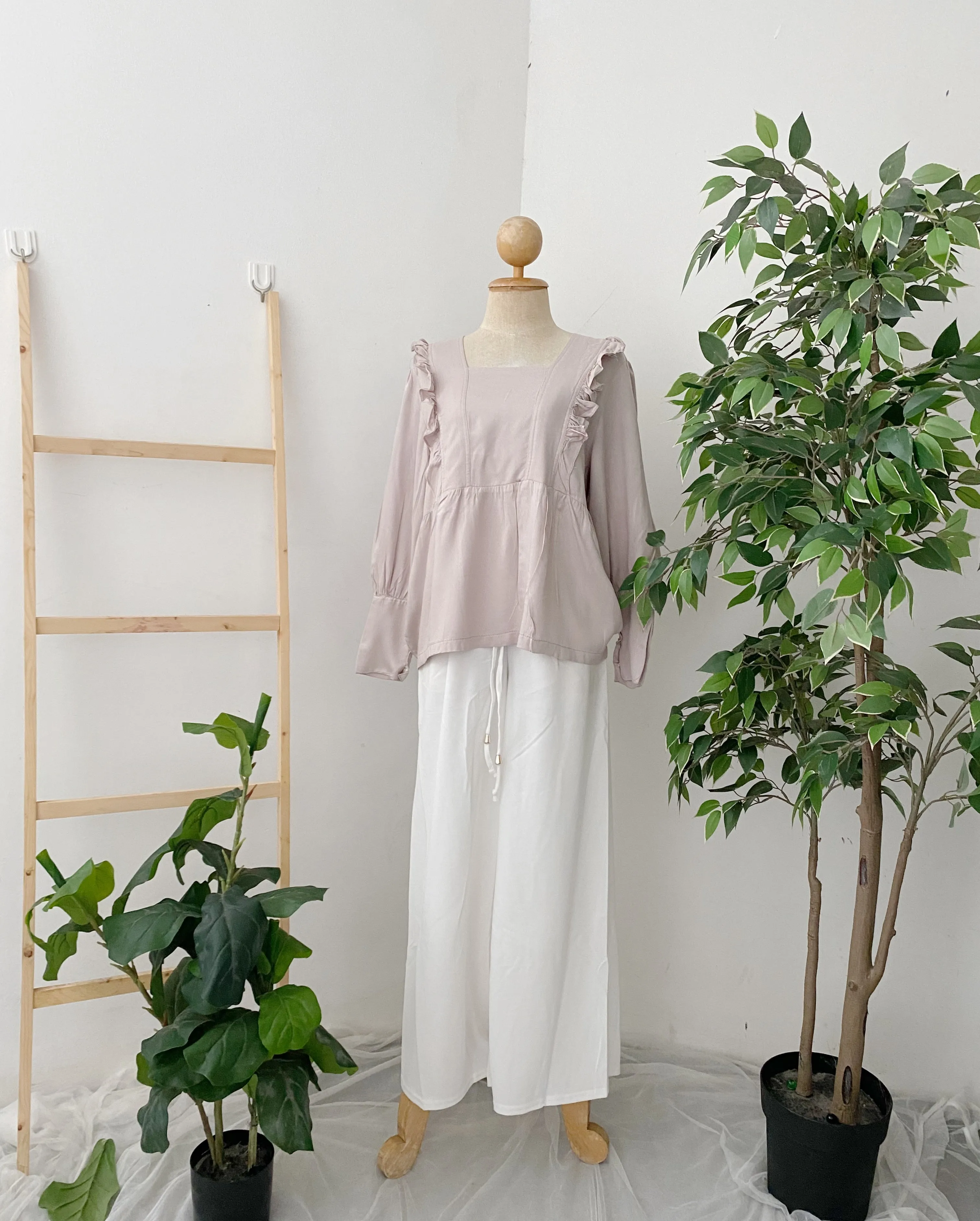 Ruffle Peplum Top - Raiha